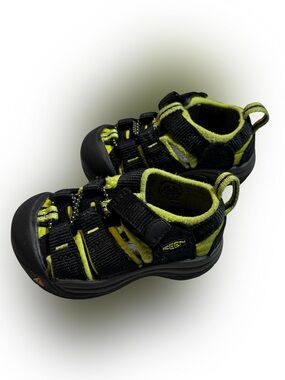 Keen Seacamp II CNX Toddler 4 Water Sandals Black Lime Green Kids Hiking Shoes